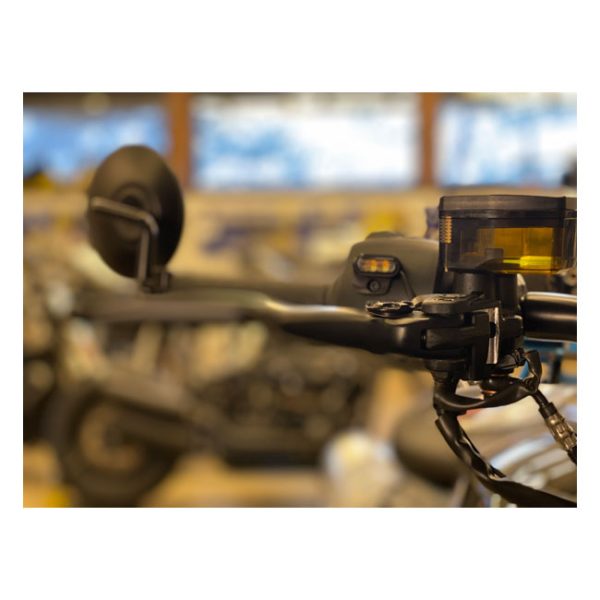 Killer Custom, front LED turn signals