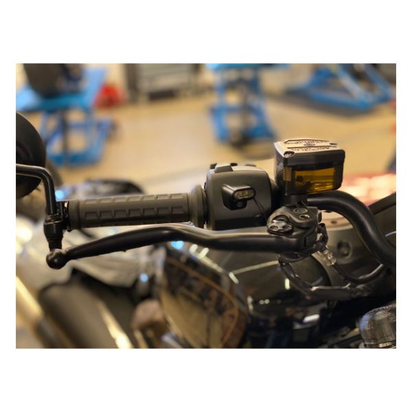 Killer Custom, front LED turn signals