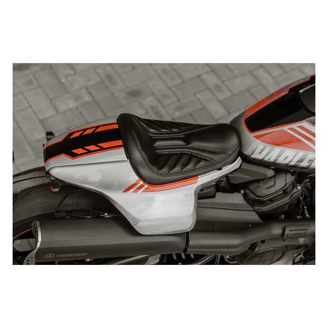 Killer Custom, Sportster S ' Predator' rider solo seat